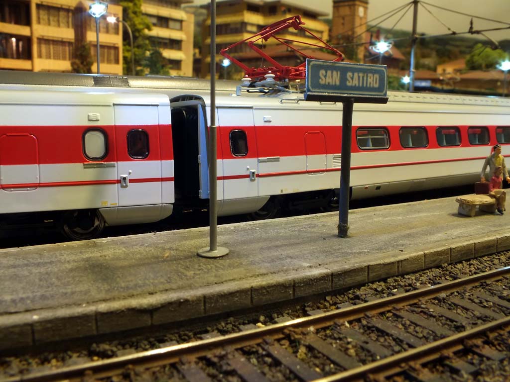 ETR450 treno 4 002.jpg