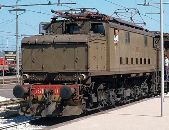 E626.174-00 A SN FS42.jpg