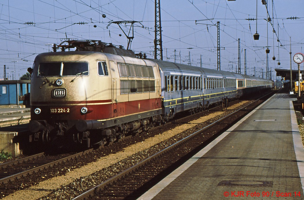 Br103_224-Augsburg-EC81-00.jpg