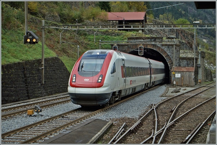 ein-icn-verl228sst-beim-bahnhof-375790 (1).jpg