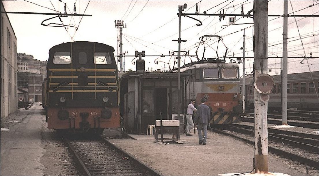 E656.012 E 245.6105.JPG