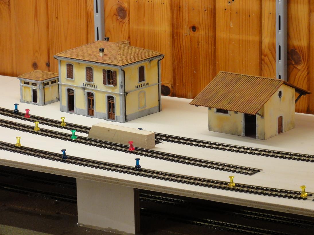 28.3 Stazione di castello.JPG