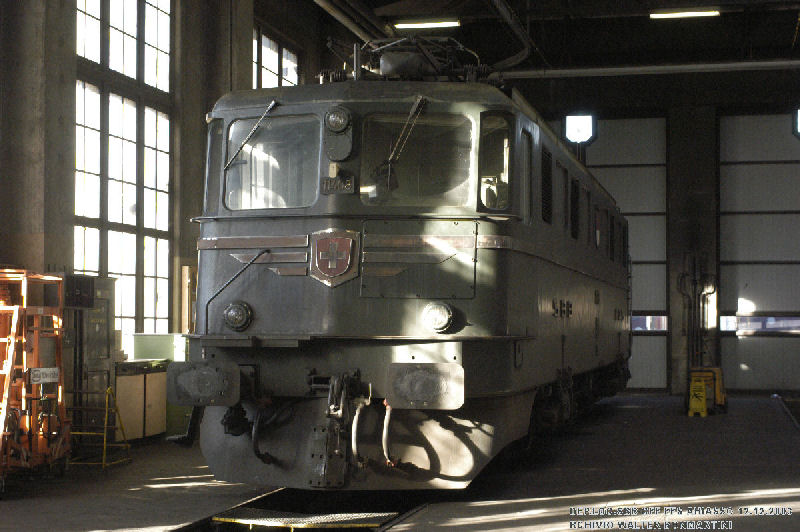 SBB CFF FFS Ae 6_6 DL CHIASSO 12.12.2003.TT.jpg