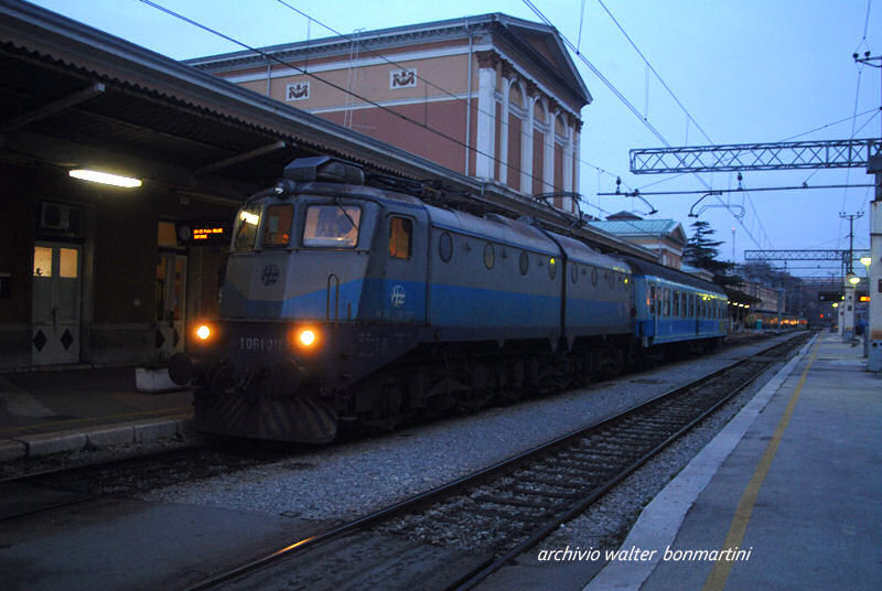 HZ-1_061_011-Fiume-2011-03-02-TTforumrotabili.wb.jpg. copia.jpg