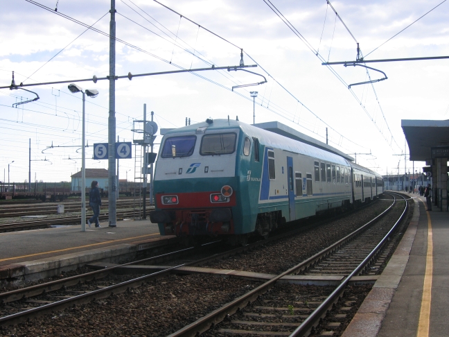 Semipilota TO-VE UIC-X_pilot_2 ridotta.jpg