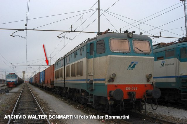 Copyrigh-Caimaniinsosta-Milano St.forum2Garchivio WBonmartini foto WBonmartini.jpg