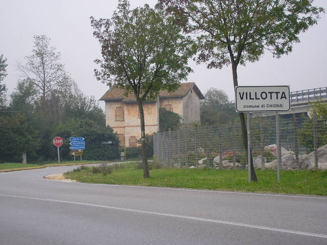 0001 ferrovia villotta 2007.10.04 Mozzoni.jpg