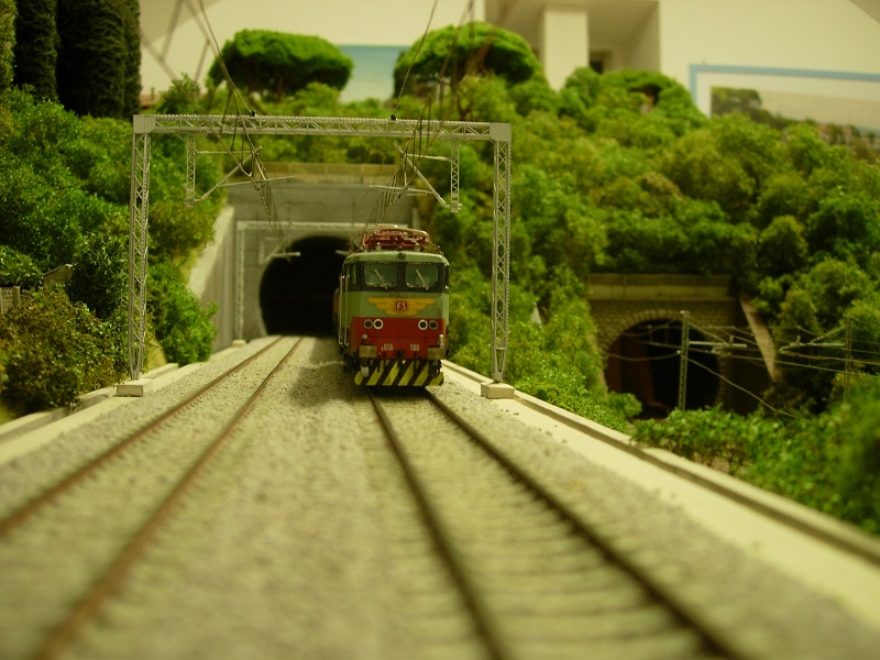 E 656 586 DD.jpg
