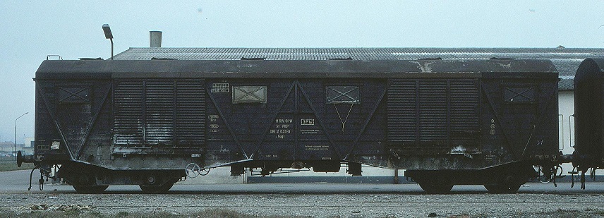 wagon PKP2 polacco strano.JPG