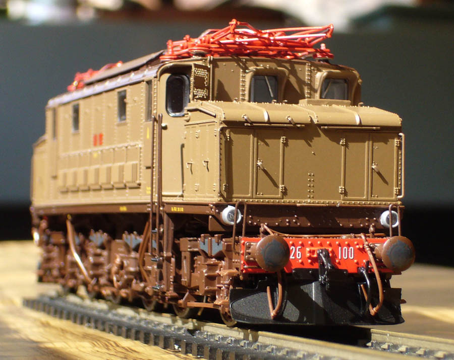 E626 100 dett 02.jpg